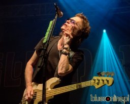 Glenn Hughes (11)